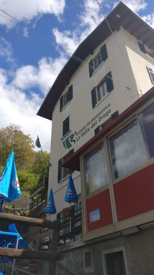 Hotel La Valle Del Drago Piazza Brembana Exterior foto